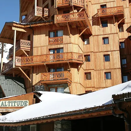 With Pool Access * Val Thorens